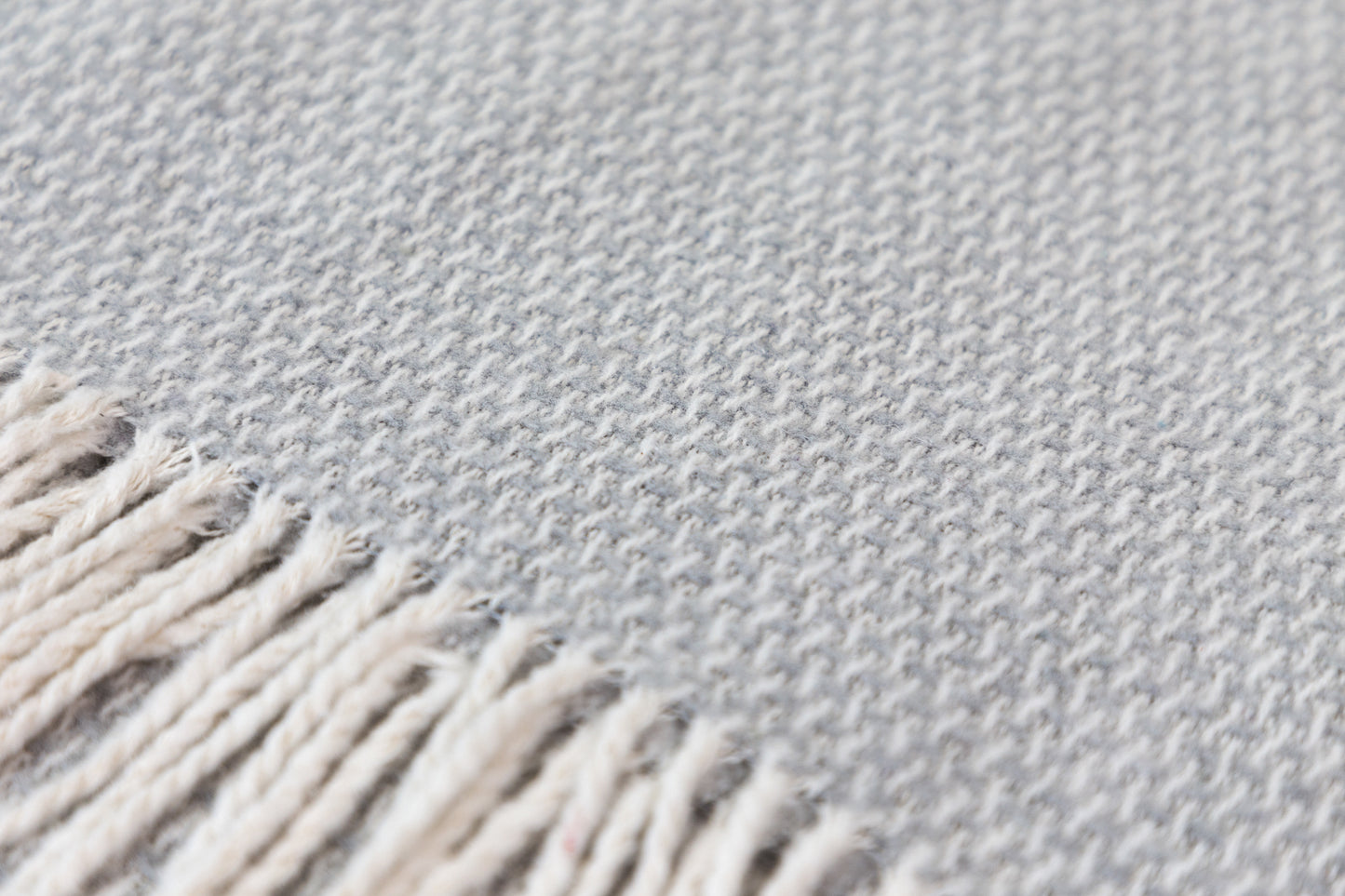MANTA JACQUARD FLECOS. Lisse