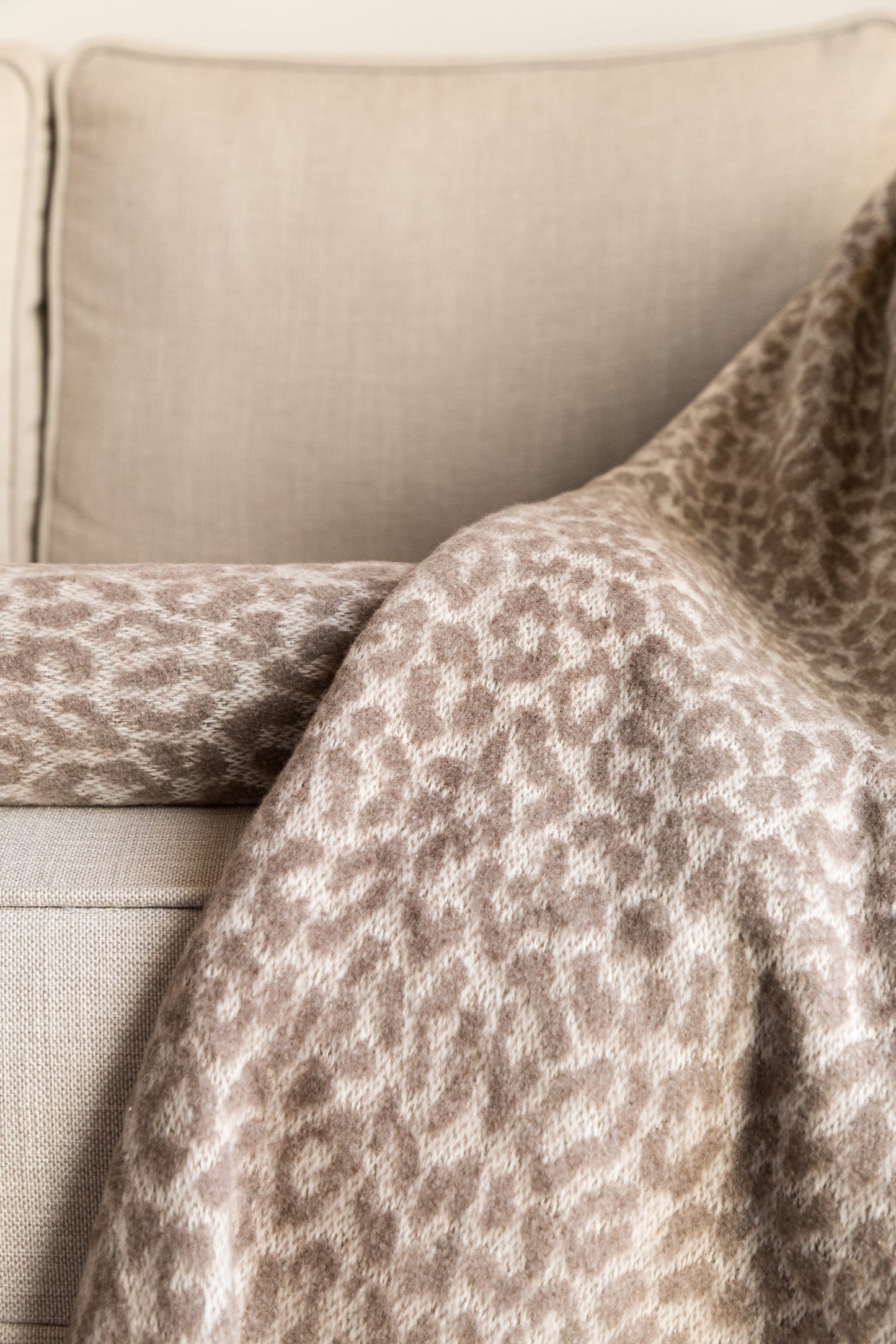 MANTA JACQUARD FLECOS. Leopard